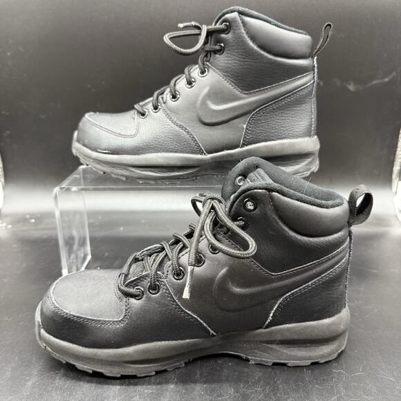 Nike Youth Boys Size 4Y Manoa Hiking Shoes Black Leather Ankle Boots BQ5372-001 - Picture 2 of 7